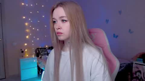 Mable online show from 03/24/26, 02:16