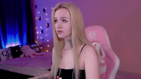 Snapshot of naughty_mablee chatting on 05/10/26, 12:16 Mable online show from 05/10/26, 12:16