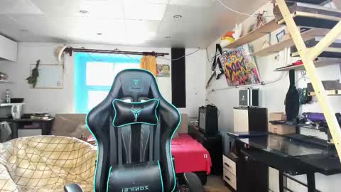 Snapshot of naughty_nik43 chatting on 09/24/25, 10:07 Nik online show from 09/24/25, 10:07