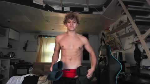 Snapshot of naughty_nik43 chatting on 09/29/25, 02:00 Nik online show from 09/29/25, 02:00