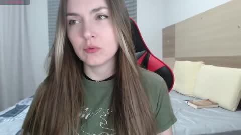 Ann online show from 10/24/25, 01:46