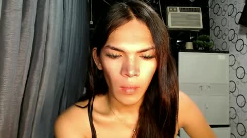 Snapshot of naughty_princess24 chatting on 06/20/26, 01:09 Ariela online show from 06/20/26, 01:09