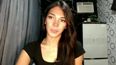 Snapshot of naughty_princess24 chatting on 07/03/26, 10:49 Ariela online show from 07/03/26, 10:49