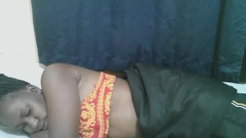 Snapshot of naughty_slender2 chatting on 10/16/25, 02:56 jn online show from 10/16/25, 02:56