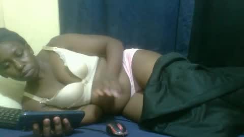 Snapshot of naughty_slender2 chatting on 05/01/26, 12:04 jn online show from 05/01/26, 12:04