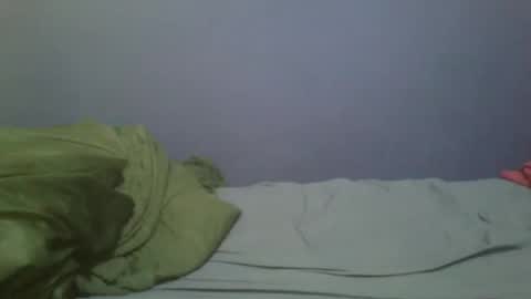 Snapshot of naughty_slender2 chatting on 05/18/26, 04:13 jn online show from 05/18/26, 04:13