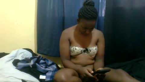 Snapshot of naughty_slender2 chatting on 05/22/26, 09:59 jn online show from 05/22/26, 09:59