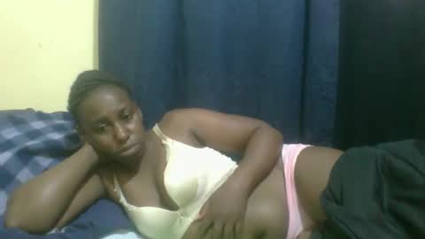 Snapshot of naughty_slender2 chatting on 05/24/26, 03:44 jn online show from 05/24/26, 03:44