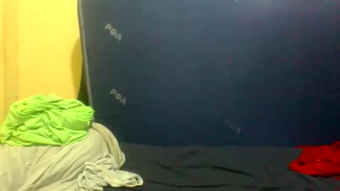 Snapshot of naughty_slender2 chatting on 06/05/26, 08:09 jn online show from 06/05/26, 08:09