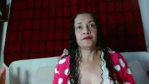 Snapshot of naughty_tita chatting on 06/08/26, 09:31 Tita Madurita online show from 06/08/26, 09:31