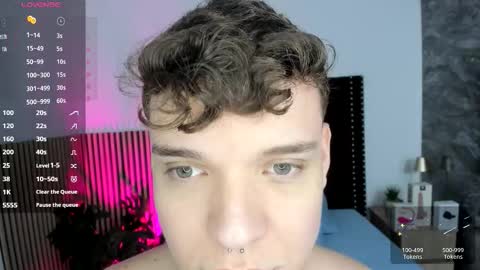 Snapshot of naughty_twink_ chatting on 10/23/25, 11:53 Noah online show from 10/23/25, 11:53