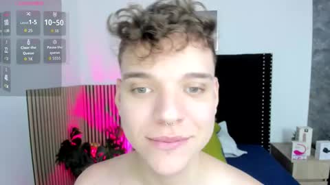 Snapshot of naughty_twink_ chatting on 11/08/25, 12:16 Noah online show from 11/08/25, 12:16