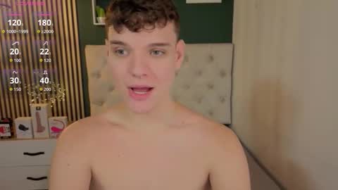 Snapshot of naughty_twink_ chatting on 11/11/25, 11:54 Noah online show from 11/11/25, 11:54