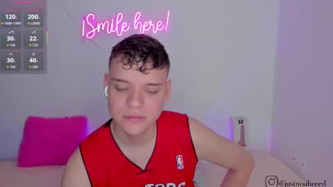 Snapshot of naughty_twink_ chatting on 02/14/26, 01:46 Noah online show from 02/14/26, 01:46