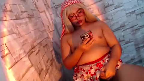 naughty_ursula21xxx online show from 01/23/25, 04:04