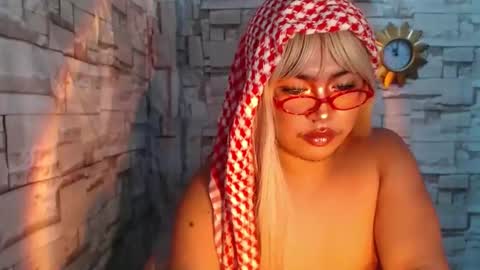 naughty_ursula21xxx online show from 01/25/25, 03:30