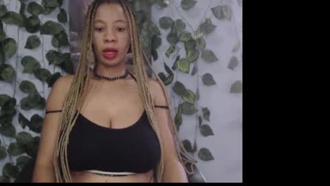 Snapshot of naughty_xxbunny chatting on 01/31/25, 06:24 beauty online show from 01/31/25, 06:24