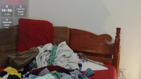 Snapshot of naughtybeeky chatting on 03/20/26, 11:20 Beeker online show from 03/20/26, 11:20