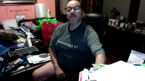 Snapshot of naughtybone chatting on 10/10/25, 05:17 naughtybone online show from 10/10/25, 05:17