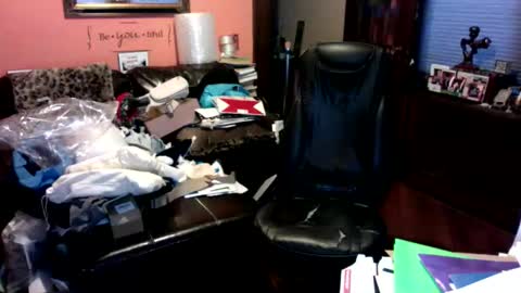 Snapshot of naughtybone chatting on 01/12/26, 09:42 naughtybone online show from 01/12/26, 09:42