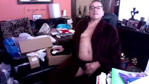 Snapshot of naughtybone chatting on 02/15/26, 03:31 naughtybone online show from 02/15/26, 03:31