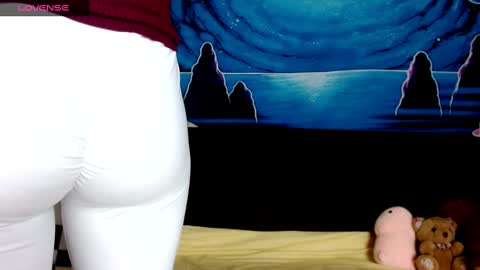 Snapshot of naughtycandy97 chatting on 12/05/24, 04:44 Sandra online show from 12/05/24, 04:44