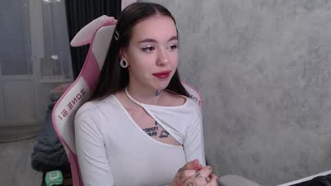 Dakota online show from 10/19/25, 01:56