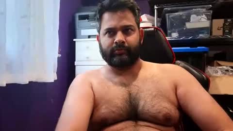 Snapshot of naughtydesicock chatting on 10/28/25, 01:36 sakhtlaundaz online show from 10/28/25, 01:36