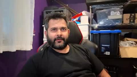 Snapshot of naughtydesicock chatting on 10/30/25, 09:04 sakhtlaundaz online show from 10/30/25, 09:04