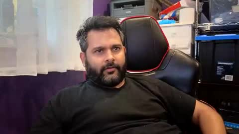 Snapshot of naughtydesicock chatting on 10/31/25, 09:16 sakhtlaundaz online show from 10/31/25, 09:16