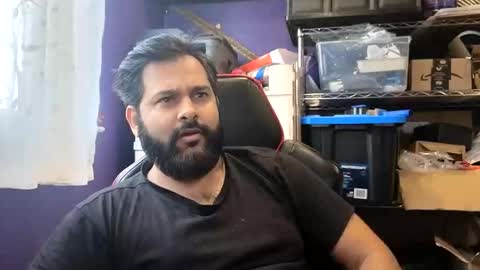 Snapshot of naughtydesicock chatting on 12/18/25, 03:18 sakhtlaundaz online show from 12/18/25, 03:18