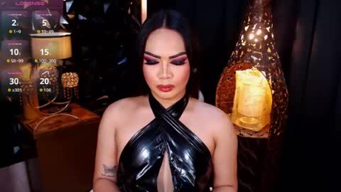 Snapshot of naughtyfridah chatting on 06/19/26, 06:12 naughtyfridah online show from 06/19/26, 06:12