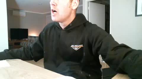 whatever you want it to be online show from 11/11/25, 09:20