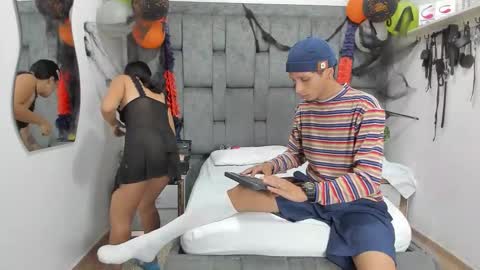 Snapshot of naughtyfusion_os chatting on 11/04/25, 12:04 naughtyfusion_os online show from 11/04/25, 12:04