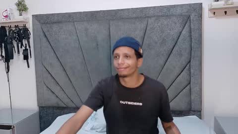 naughtyfusion_os online show from 01/17/26, 12:54