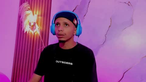 naughtyfusion_os online show from 04/12/26, 12:21