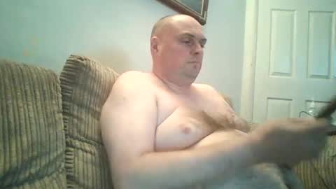 Snapshot of naughtygadget chatting on 01/06/26, 02:04 NaughtyGadget online show from 01/06/26, 02:04