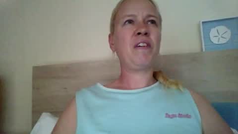 naughtyjennyblondeuk online show from 04/21/26, 05:39