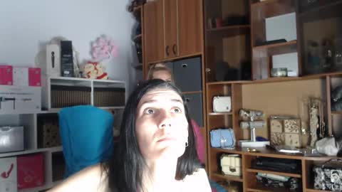 Alexia online show from 05/01/26, 06:40