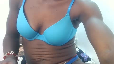 Snapshot of naughtylisah chatting on 09/29/25, 10:42 naughtylisah online show from 09/29/25, 10:42