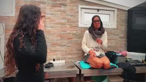 ANDREA STEPH  MIKE online show from 02/09/26, 10:19