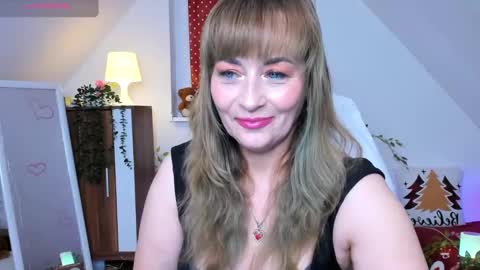 Snapshot of naughtymilane chatting on 01/08/26, 09:17 Milana - on air every day except Wednesday from 9 pm to 4 am European time online show from 01/08/26, 09:17