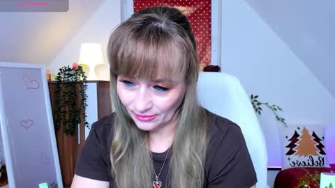 Snapshot of naughtymilane chatting on 01/11/26, 09:20 Milana - on air every day except Wednesday from 9 pm to 4 am European time online show from 01/11/26, 09:20