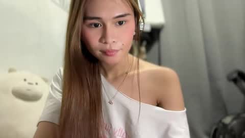 your girlfriend mira online show from 03/27/26, 10:53