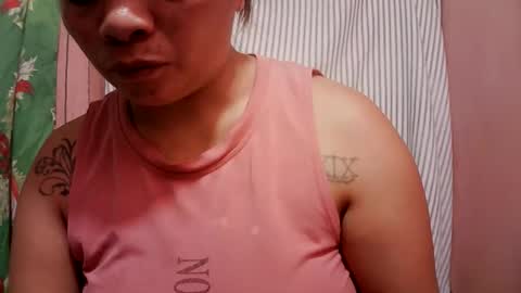 naughtymom_33 online show from 04/14/26, 08:48