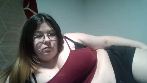 Snapshot of naughtynatalie1988x chatting on 05/08/26, 01:11 Natalie online show from 05/08/26, 01:11