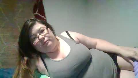 Snapshot of naughtynatalie1988x chatting on 06/01/26, 02:57 Natalie online show from 06/01/26, 02:57