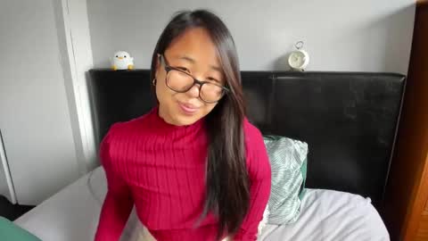 Gigi Chu  online show from 10/07/25, 11:51