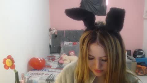 naughtyplayass online show from 03/12/25, 07:38