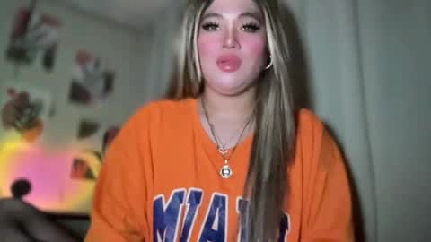 Rose Wilson online show from 02/22/25, 11:46